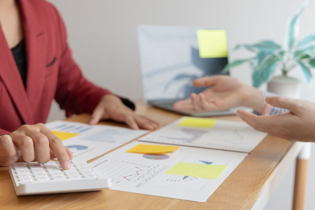 Tax preparer filing personal income tax for a Canadian client